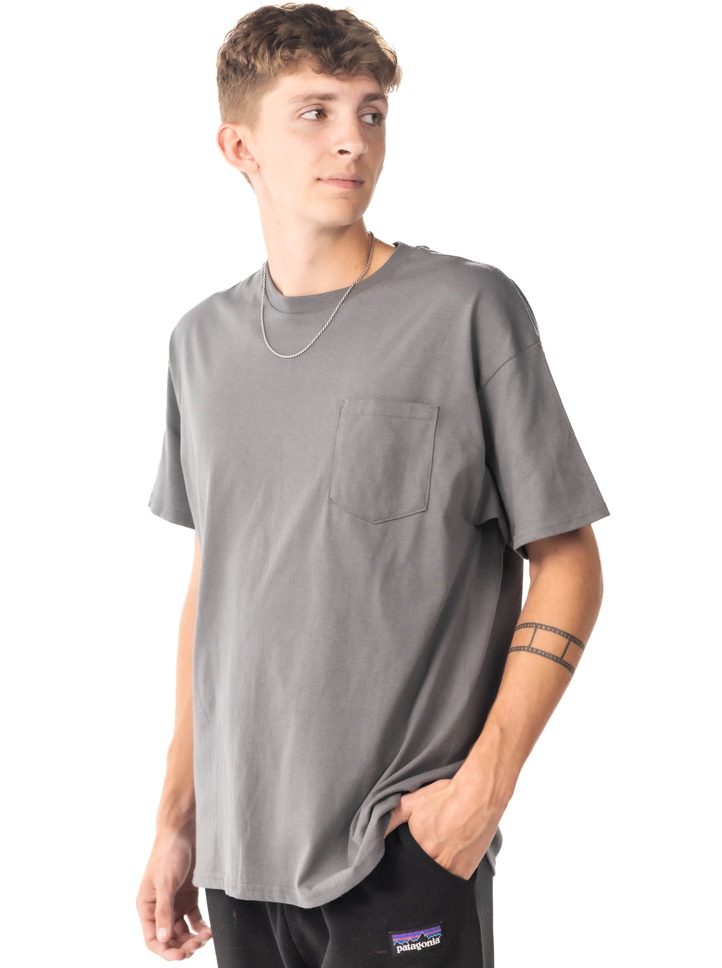 Gildan Ultra Cotton Pocket T-Shirt